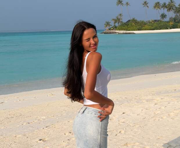 «К 28 годам дорос до руководителя»: что известно о свекре Анастасии Решетовой