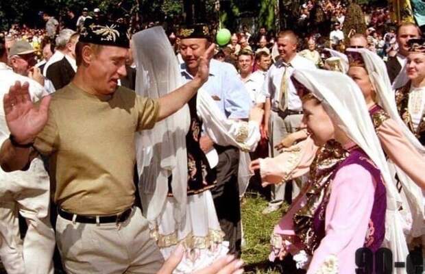 Празднование Сабантуя в городе Казань. 24 июня 2000 года Празднование Сабантуя в городе Казань. 24 июня 2000 года