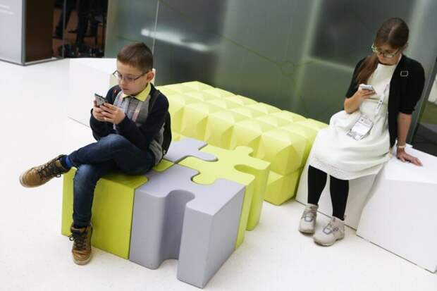 В России появятся детские сим-карты. Чем они будут отличаться от обычных