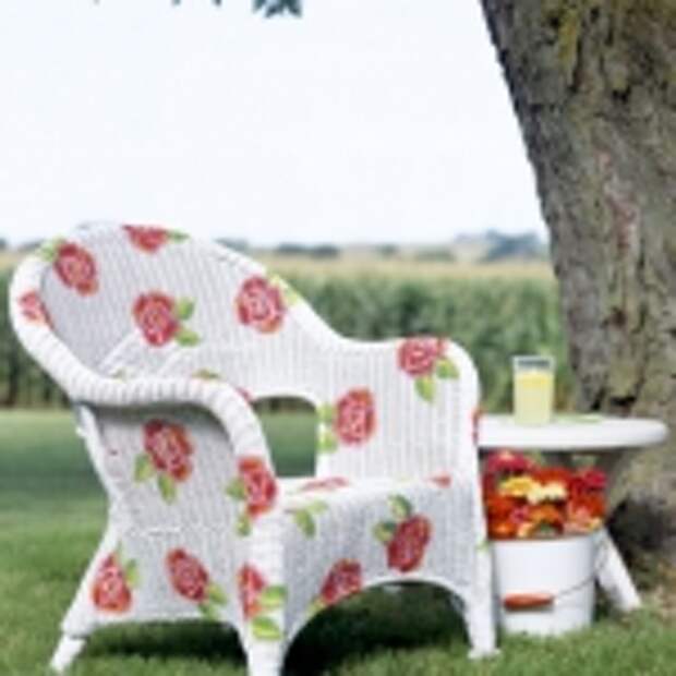 painting-on-wicker-patio-furniture-chair7.jpg