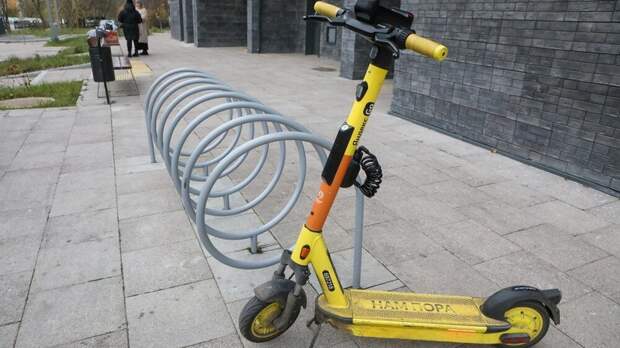 В Госдуме предложили оборудовать новые дома колясочными и велопарковками