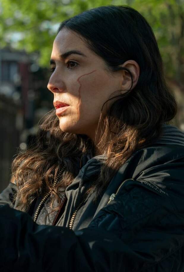Liliana Looks Out - Power Book IV: Force Season 1 Episode 4