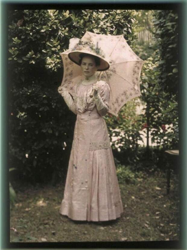 Вера Николаевна Веденисова. Ялта, 1914