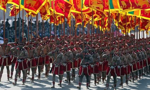 Солдаты войск специального назначения на параде, посвящённом 70-му Дню независимости.