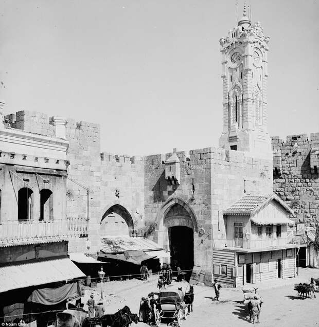 Яффские ворота (слева - 1918 г.) Израиль, архивные фотографии, иерусалим, история, прошлое и настоящее, сравнение, тогда и сейчас, тогда и сегодня