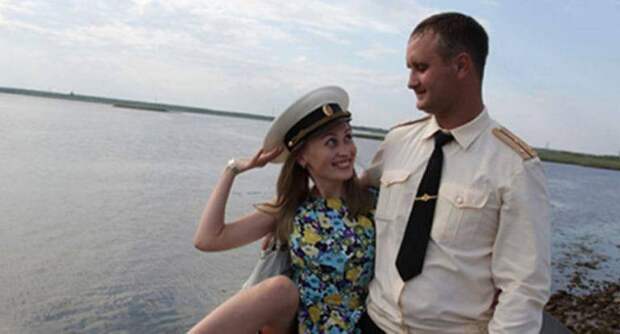 Супруг вернулся на 3 дня раньше. Всё как вы подумали, но только ещё хуже