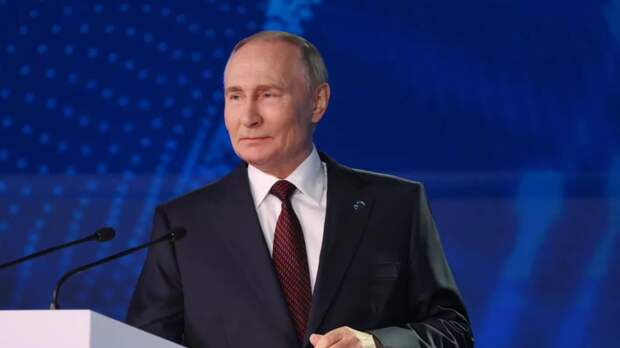 Путин поддержал кандидатуру главы ВС Дагестана Щукина на пост главы республики