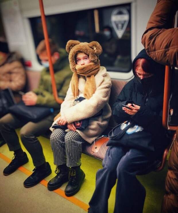 Модники и чудаки из метро