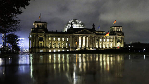Здание немецкого парламента Бундестага. Архивное фото
