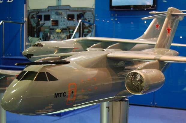 Украинские самолеты Ан-12 в ВКС России начнут менять в 2026 году