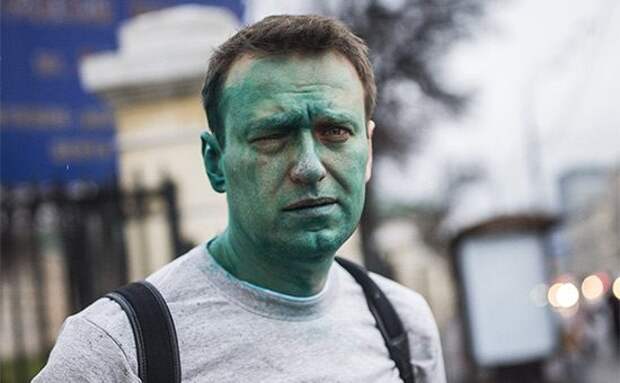 Навальному диагностировали химический ожог глаза