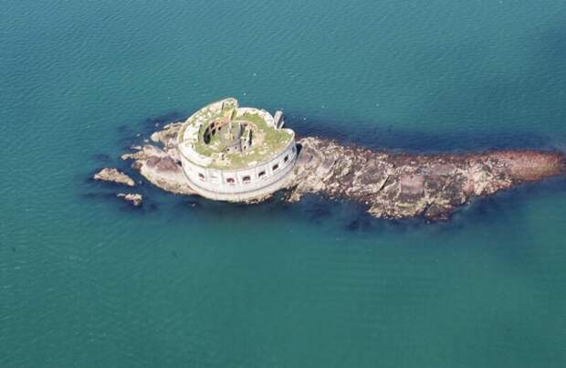 Британский форт на острове выставлен на продажу - добро пожаловать в музей 19 века! британия, история, форт, фотографии