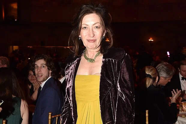 Болеющая неизлечимым раком лёгких писательница Гурвич отказалась от совета «жить одним днем»