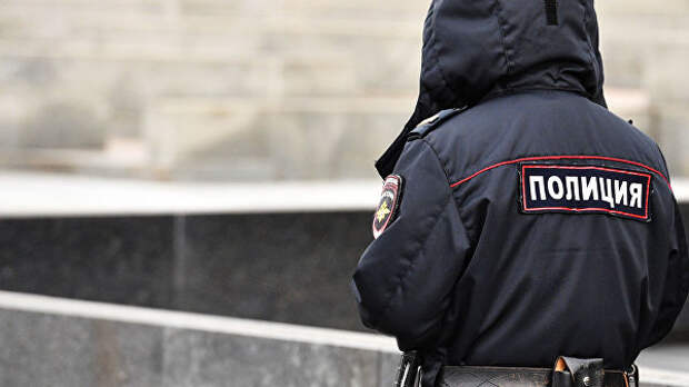 Сотрудник полиции Сотрудник полиции