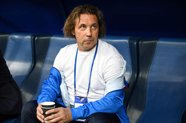 Мостовой: сейчас в сборную России можно хоть семь вратарей вызывать