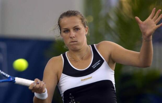 Павлюченкова выиграла у Кербер второй матч за день и вышла в финал турнира в Осаке
