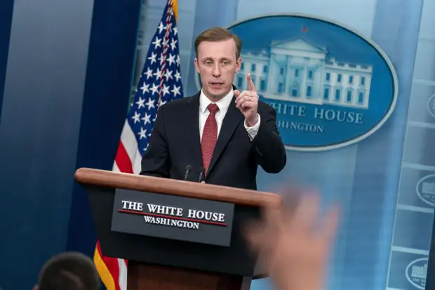 «Спровоцировать Китай»: зачем США расширяют военно-политическую поддержку Тайваня