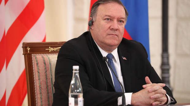 Объезжает наши границы? Госсекретарь США прибыл в третью страну по соседству с Россией