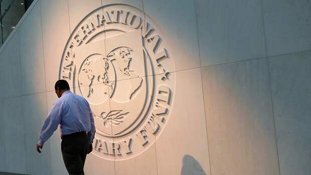 Порошенко заявил, что ЕК поможет Украине получить помощь от МВФ