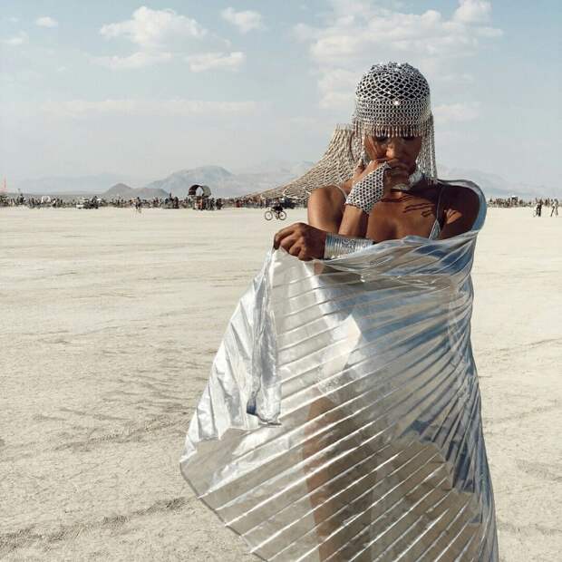Костюмы Burning Man 2018