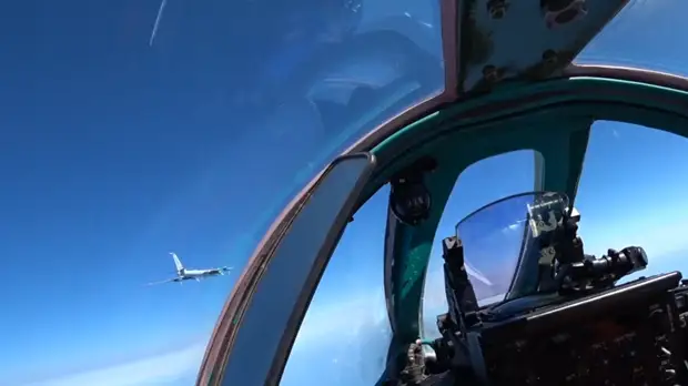 Российские Ту-142 выполнили полёты над Баренцевым и Норвежским морями