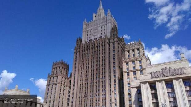 Замглавы МИД РФ и посол США в Москве по телефону обсудили ситуацию в Сирии