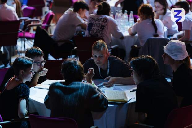 Юные знатоки прошли в финал Турнира Знание.Игра