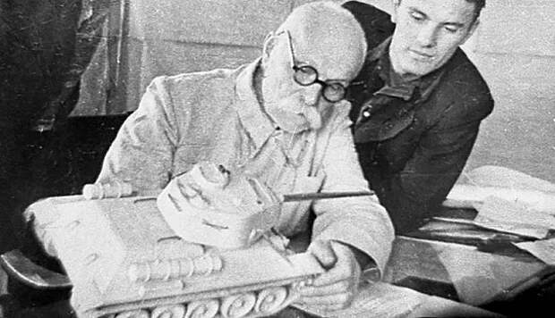 Хваленая американская сталь крошилась как стекло: как копеечная технология из цехов Т-34 «умыла» лучшие лаборатории Запада.