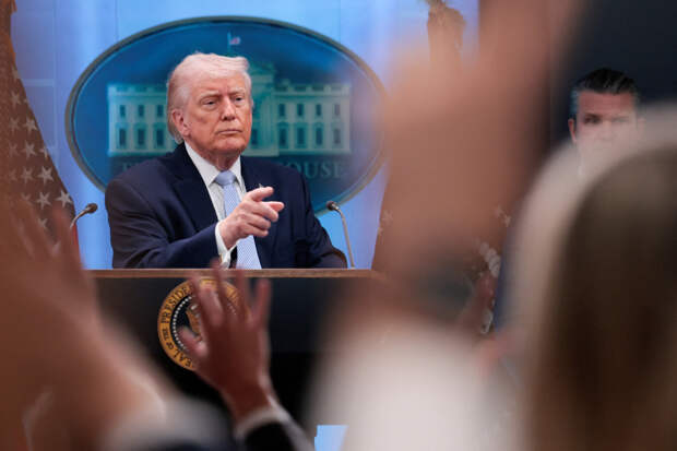 Трамп объяснил безумную идею с уничтожением самолетов США