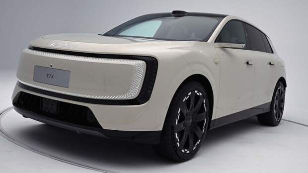 Audi представила новый кроссовер: без колец и под иным брендом