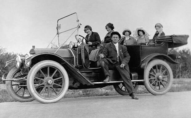 Ключевые изобретения в автомобильном мире: кто был первым?