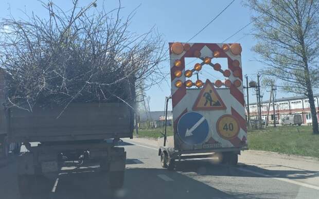 Водители в Рязани встали в глухой пробке на окружной дороге