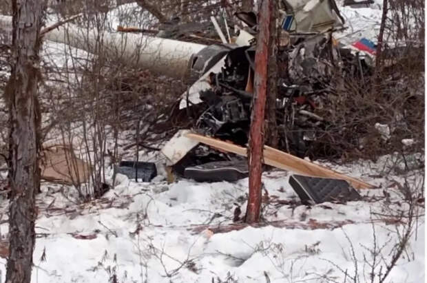 Пилот без прав: новые подробности крушения вертолета Robinson в Приамурье