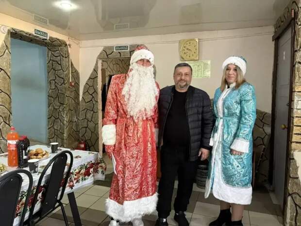 «Когда приходят чудеса»: новогодний праздник для тех, кто ждёт тепла больше всего