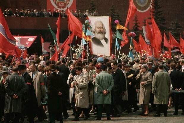 На первомайской демонстрации в Москве, 1964 СССР, история, фото