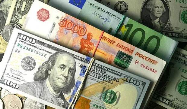 Все новые ограничения на валюту в России