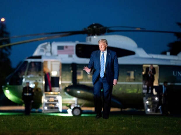 Трамп вновь признался в любви к «замечательному русскому народу» Трамп вновь признался в любви к «замечательному русскому народу»