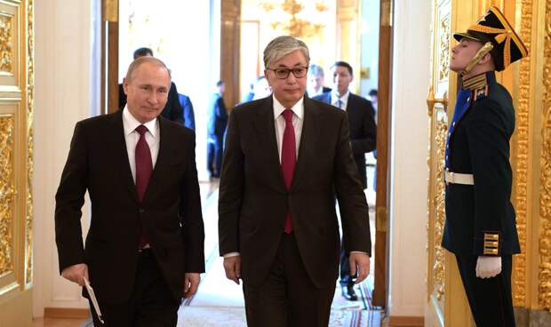 Путин и Токаев по телефону обсудили вопросы двустороннего сотрудничества