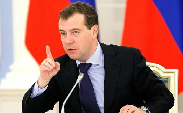 Merkur: Медведев разозлил правительство Германии предложением уйти в отставку