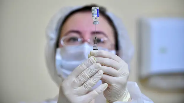 «Либо стабилизация, либо откат»: в Роспотребнадзоре заявили о двух сценариях развития ситуации с COVID-19