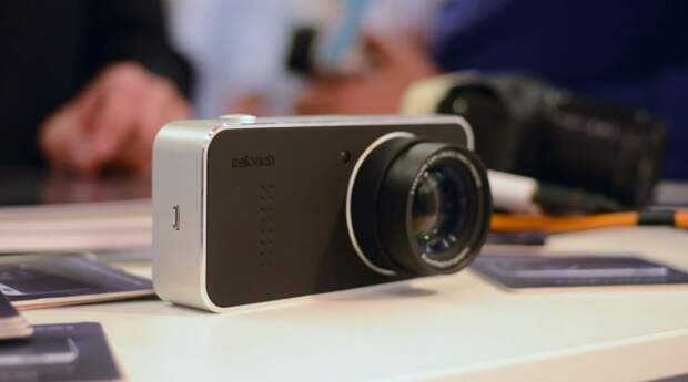 Relonch Camera превращает iPhone в фотоаппарат