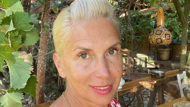 Алена Свиридова впервые показала внучку — малышке дали необычное имя