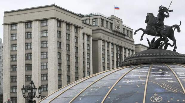 Хантсмана пригласили на заседание ГД по вмешательству в дела России