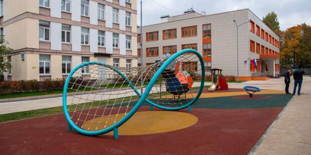 Собянин: В прошлом году в Москве благоустроили почти 2,6 тыс. дворов. Фото: М. Мишин mos.ru. Пресс-служба мэра и Правительства Москвы