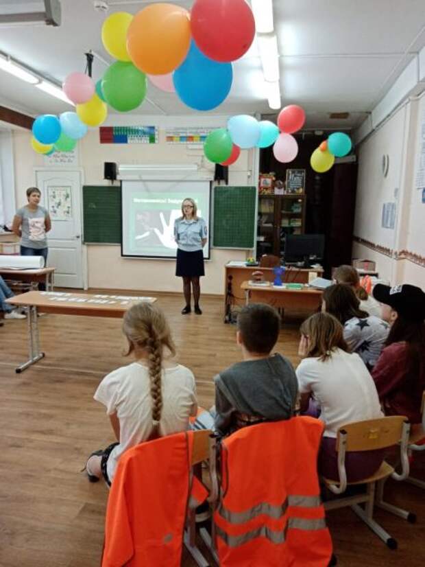 Сотрудники ПДН Кировграда проводят беседы о вреде наркотиков