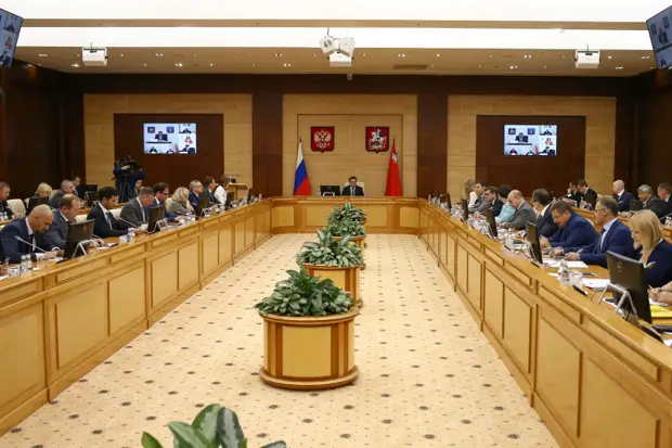 Как за год изменились доходы губернатора и других членов Правительства Подмосковья