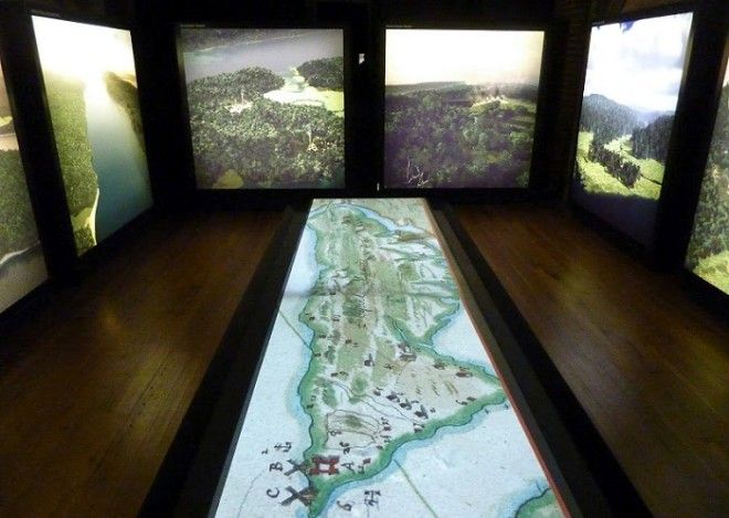 Главным экспонатом стала 3D-модель острова и проецируемая карта, созданная Сандерсом. Главным экспонатом стала 3Dмодель острова и проецируемая карта созданная Сандерсом
