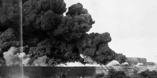 Нефть и пламя: как немцы устроили огненное шоу в Битве за Британию Длиннопост, История, Война, Вторая мировая война, Англия
