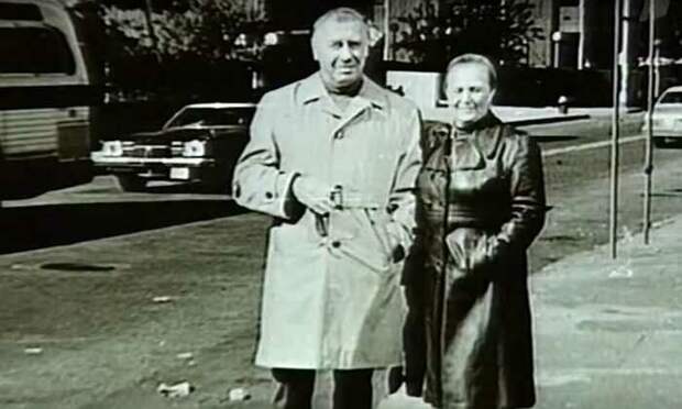 Анатолий Папанов с женой Надеждой