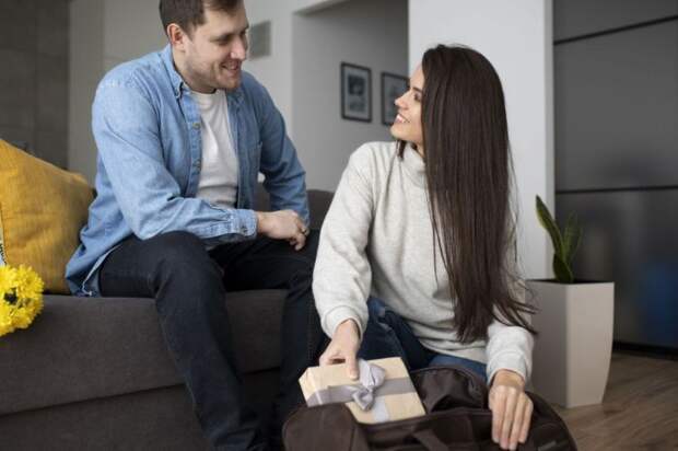 Практичные подарки на 23 февраля: что действительно пригодится мужчине